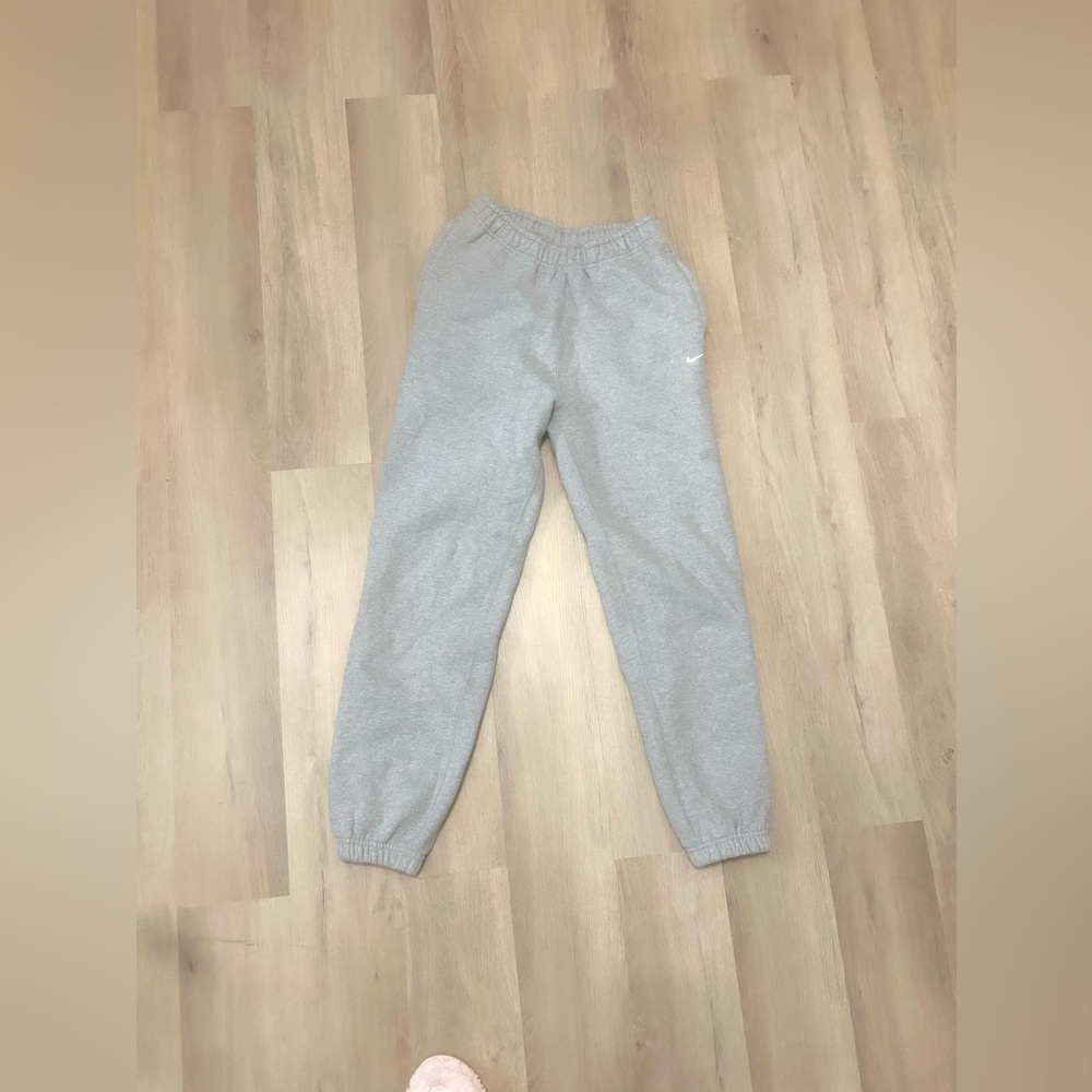 Nike gray sweatpants
